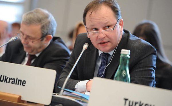 МИД прокомментировал связи постпреда Украины при ОБСЕ с кандидатом РФ на пост главы Интерпола МИД прокомментировал связи постпреда Украины при ОБСЕ с кандидатом РФ на пост главы Интерпола