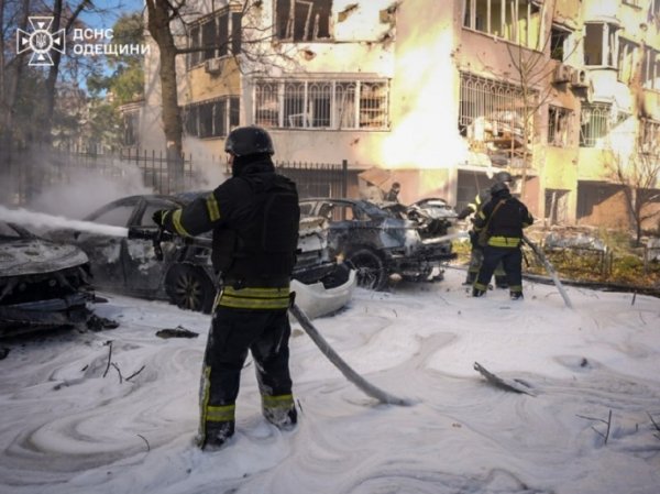 Россия ударила ракетой по жилой застройке Одессы: 10 человек погибли, десятки ранены Россия ударила ракетой по жилой застройке Одессы: 10 человек погибли, десятки ранены