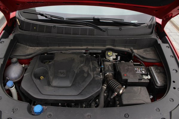 Тест-драйв Changan CS35 Plus: переваги та недоліки міського кросовера
Тест-драйв Changan CS35 Plus: переваги та недоліки міського кросовера