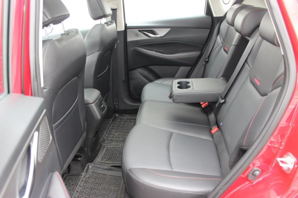 Тест-драйв Changan CS35 Plus: переваги та недоліки міського кросовера
Тест-драйв Changan CS35 Plus: переваги та недоліки міського кросовера