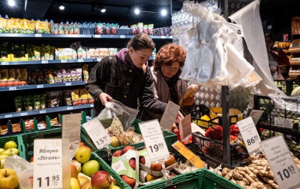 Все дорожчає? Чому зростають ціни на продукти в Україні та що чекати у 2025 році
Все дорожчає? Чому зростають ціни на продукти в Україні та що чекати у 2025 році