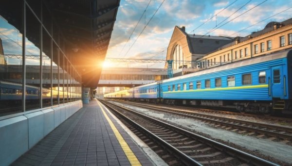 Укрзалізниця з 1 лютого підвищить вартість квитків до Польщі та Угорщини Укрзалізниця з 1 лютого підвищить вартість квитків до Польщі та Угорщини