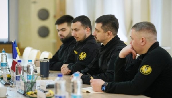 Україна та Франція обговорили подальшу співпрацю у сфері ОПК Україна та Франція обговорили подальшу співпрацю у сфері ОПК