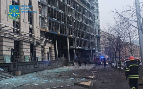 Головне за ніч та ранок суботи, 18 січня: удар по Києву, атака на Запоріжжя, оборона Покровська
Головне за ніч та ранок суботи, 18 січня: удар по Києву, атака на Запоріжжя, оборона Покровська