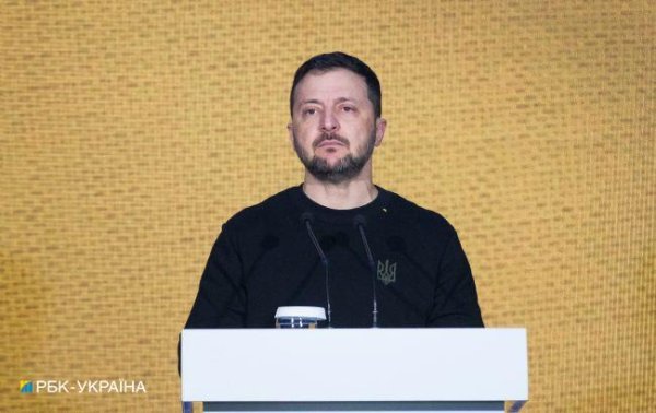 Зеленський вніс до Ради законопрокєти про продовження воєнного стану й мобілізації
Зеленський вніс до Ради законопрокєти про продовження воєнного стану й мобілізації