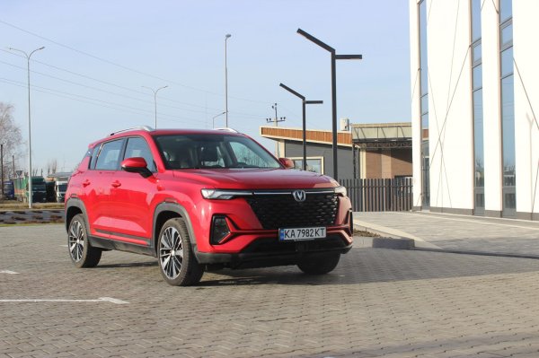 Тест-драйв Changan CS35 Plus: переваги та недоліки міського кросовера
Тест-драйв Changan CS35 Plus: переваги та недоліки міського кросовера
