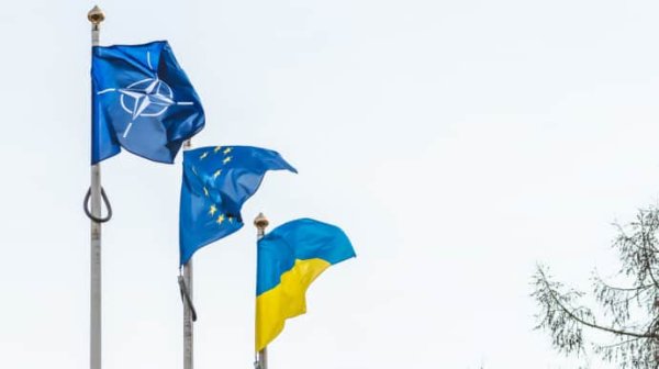 Украинцы считают вступление в НАТО более приоритетным перед членством в ЕС – опрос Украинцы считают вступление в НАТО более приоритетным перед членством в ЕС – опрос