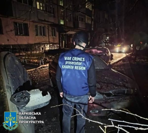 Россияне ударили беспилотником по Чугуеву на Харьковщине: пострадал ребенок Россияне ударили беспилотником по Чугуеву на Харьковщине: пострадал ребенок