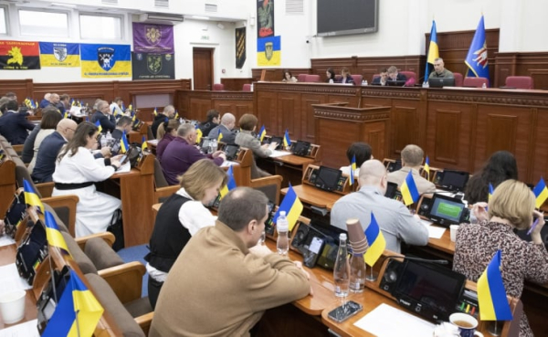 Киевсовет выделяет 5 миллиардов на оборону и увеличит выплаты мобилизованным киевлянам
Киевсовет выделяет 5 миллиардов на оборону и увеличит выплаты мобилизованным киевлянам