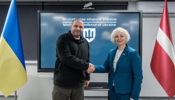 Умєров обговорив зі спікеркою Сейму Латвії спільне виробництво дронів Умєров обговорив зі спікеркою Сейму Латвії спільне виробництво дронів