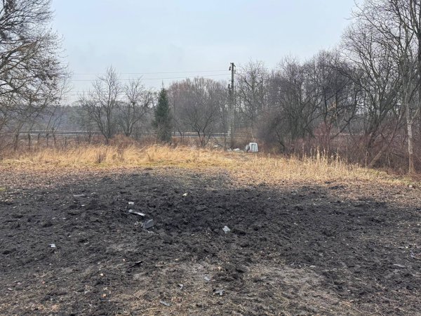 Пожежа в багатоповерхівці в Глевасі, вирва під Львовом: все про наслідки нальоту "Шахедів"
Пожежа в багатоповерхівці в Глевасі, вирва під Львовом: все про наслідки нальоту "Шахедів"