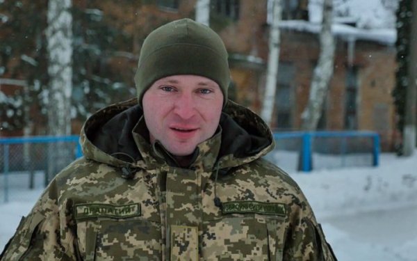 Зеленський призначив командувача Сухопутних військ ЗСУ Драпатого керувати ОСУВ «Хортиця»
Зеленський призначив командувача Сухопутних військ ЗСУ Драпатого керувати ОСУВ «Хортиця»