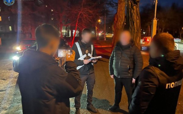 У Запоріжжі шахраї заволоділи 9,5 млн грн “інвестицій” вкладників у ювелірну компанію, – прокуратура
У Запоріжжі шахраї заволоділи 9,5 млн грн “інвестицій” вкладників у ювелірну компанію, – прокуратура