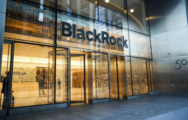 Глава BlackRock выступает за токенизацию акций и облигаций
Глава BlackRock выступает за токенизацию акций и облигаций