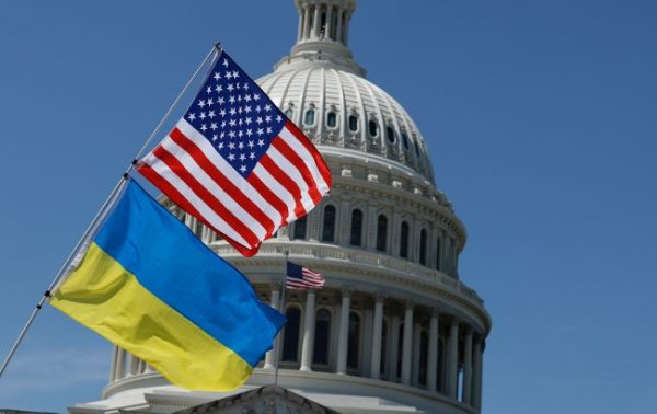 Uniting for Ukraine. Як працювала програма для українських біженців в США і чому її призупинили
Uniting for Ukraine. Як працювала програма для українських біженців в США і чому її призупинили