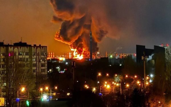 Тактика Кремля. По яких цілях б'ють росіяни і чи може Україна "посадити" літаки РФ
Тактика Кремля. По яких цілях б'ють росіяни і чи може Україна "посадити" літаки РФ