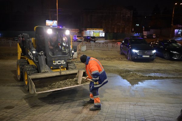 У Києві завершили аварійно-рятувальні роботи після ракетного удару - ФОТОРЕПОРТАЖ
У Києві завершили аварійно-рятувальні роботи після ракетного удару - ФОТОРЕПОРТАЖ
