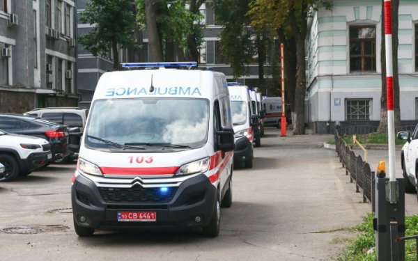 Росіяни поранили мирного херсонця
Росіяни поранили мирного херсонця