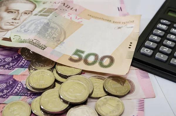 26% украинских пенсионеров получают пенсию менее 3000 грн. Где в Украине самые большие пенсии
26% украинских пенсионеров получают пенсию менее 3000 грн. Где в Украине самые большие пенсии