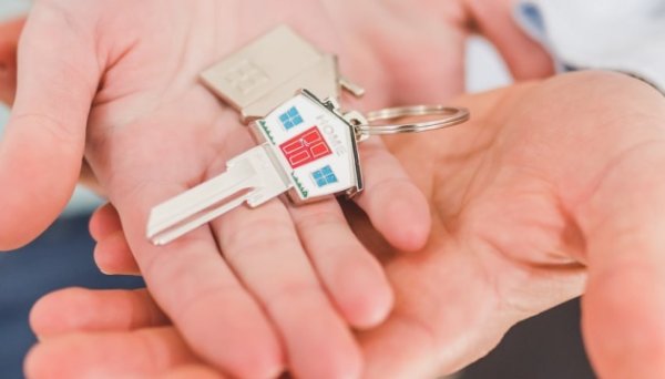 Комп'ютер визначив іще 300 переселенців, які отримають пільгові кредити на житло Комп'ютер визначив іще 300 переселенців, які отримають пільгові кредити на житло