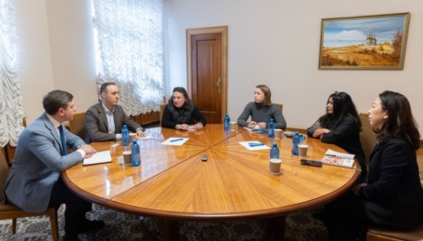 В ОП обговорили реалізацію програми «Зерно з України» із представниками ООН В ОП обговорили реалізацію програми «Зерно з України» із представниками ООН