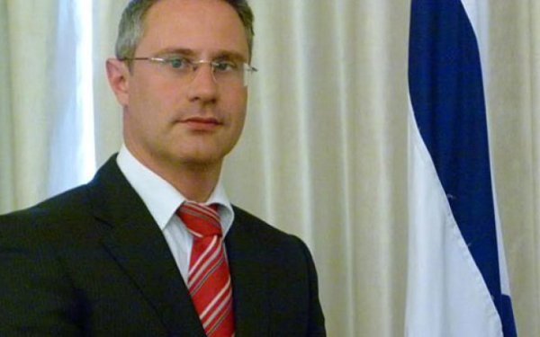 Посол Ізраїлю назвав "зіпсованим телефоном" передачу Україні трофейної російської зброї
Посол Ізраїлю назвав "зіпсованим телефоном" передачу Україні трофейної російської зброї