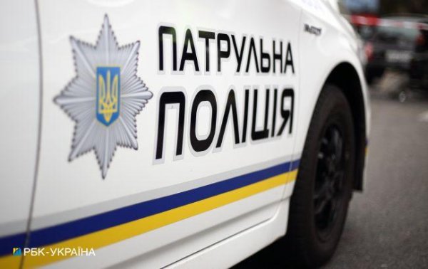 Не діти мажорів. В поліції розповіли про підлітків, які "перекривали" дорогу у Києві
Не діти мажорів. В поліції розповіли про підлітків, які "перекривали" дорогу у Києві