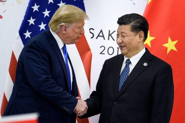 "Приборкання" Путіна. Чи можуть Трамп і Сі Цзіньпін прискорити завершення війни в Україні
"Приборкання" Путіна. Чи можуть Трамп і Сі Цзіньпін прискорити завершення війни в Україні