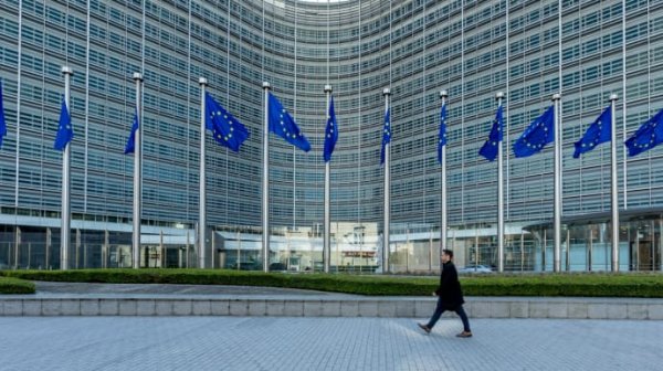 Еврокомиссия предлагает наложить пошлины на весь аграрный импорт из России и Беларуси Еврокомиссия предлагает наложить пошлины на весь аграрный импорт из России и Беларуси