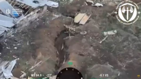 Разведчики показали уничтожение российских "Тигров" и Т-72 возле Покровска Разведчики показали уничтожение российских "Тигров" и Т-72 возле Покровска