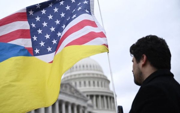 В США заморозили програму для українських біженців U4U
В США заморозили програму для українських біженців U4U