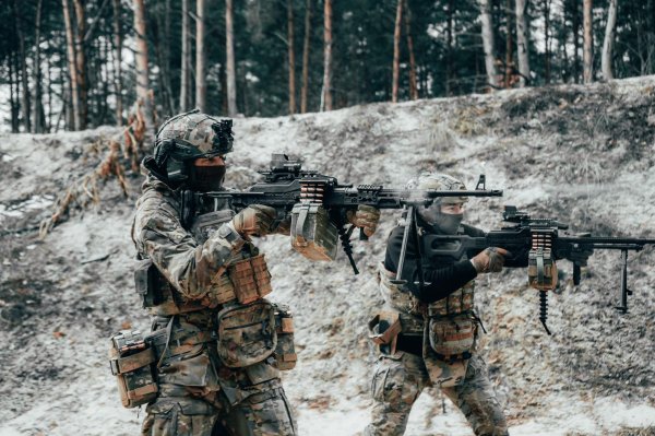 "Зараз переломний хід війни". Розвідники бригади "Рубіж" про задачі на "нулі", ТЦК і мобілізацію
"Зараз переломний хід війни". Розвідники бригади "Рубіж" про задачі на "нулі", ТЦК і мобілізацію