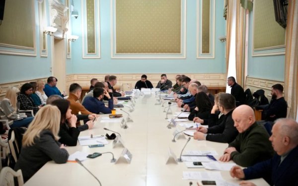 Керівник КМВА анонсував обговорення роботи транспорту під час тривог
Керівник КМВА анонсував обговорення роботи транспорту під час тривог