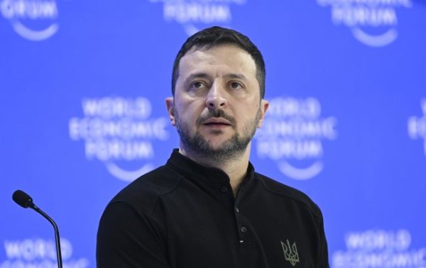 Про Трампа, "мрії" Путіна та завершення війни у 2025. Головні заяви Зеленського в Давосі
Про Трампа, "мрії" Путіна та завершення війни у 2025. Головні заяви Зеленського в Давосі