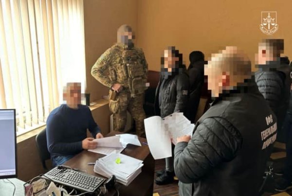 ГБР: В Днепре судья подделал подпись и присвоил арендованную квартиру в центре города ГБР: В Днепре судья подделал подпись и присвоил арендованную квартиру в центре города