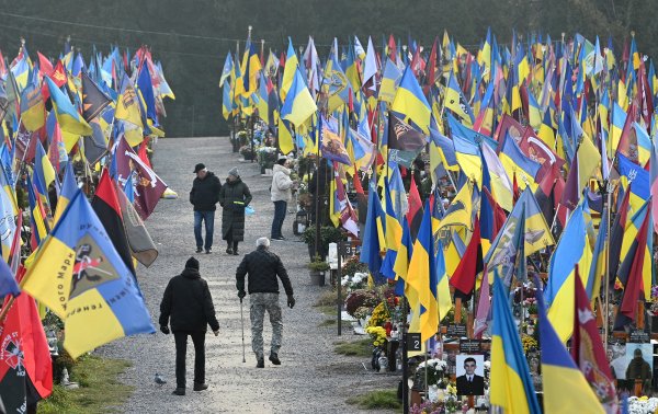 Боротьба за пам’ять. Як будують національне військове кладовище і коли почнуть поховання
Боротьба за пам’ять. Як будують національне військове кладовище і коли почнуть поховання