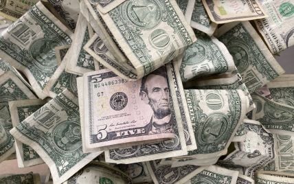 Украина просит 300 миллиардов долларов на военную помощь: что говорят в США
Украина просит 300 миллиардов долларов на военную помощь: что говорят в США