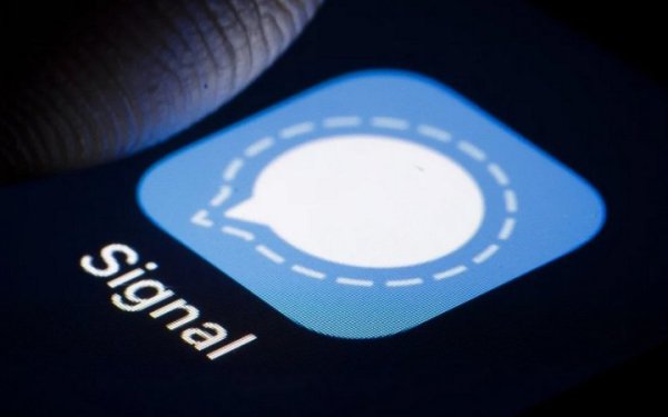 ДСНС попередила про ворожу дезінформацію у месенджері Signal
ДСНС попередила про ворожу дезінформацію у месенджері Signal