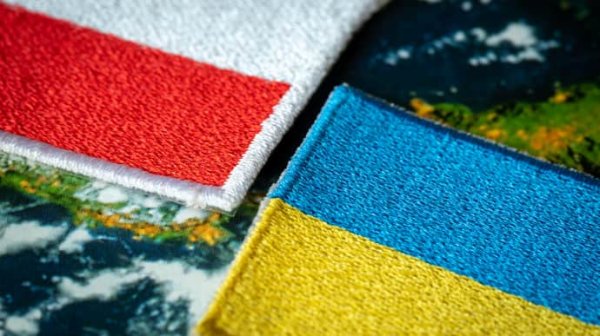 Опрос: почти 60% поляков считают, что Украина должна быстро заключить мир с РФ Опрос: почти 60% поляков считают, что Украина должна быстро заключить мир с РФ
