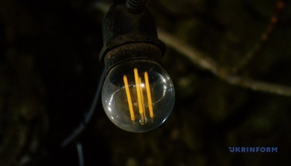 У Києві та двох областях скасували екстрені відключення світла У Києві та двох областях скасували екстрені відключення світла