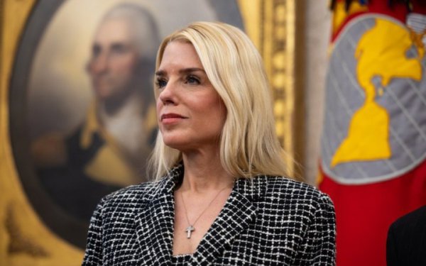 Нова генпрокурорка США розпустила групу з протидії російським олігархам
Нова генпрокурорка США розпустила групу з протидії російським олігархам