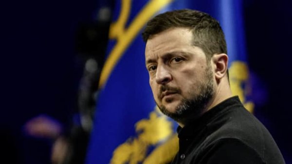 Зеленский кричал на министра Трампа во время спора по соглашению о недрах – FT Зеленский кричал на министра Трампа во время спора по соглашению о недрах – FT