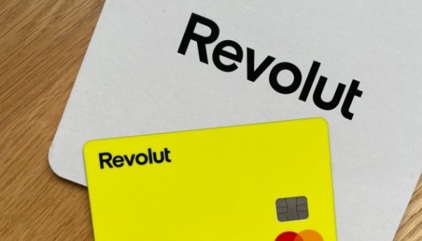 Компанія Revolut не отримувала ліцензій та дозволів від Нацбанку для роботи в Україні Компанія Revolut не отримувала ліцензій та дозволів від Нацбанку для роботи в Україні
