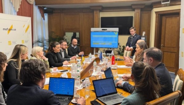 ЄІБ спрямує €2 мільярди на проєкти з відновлення у межах Ukraine Facility ЄІБ спрямує €2 мільярди на проєкти з відновлення у межах Ukraine Facility