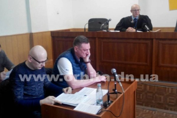 Мэра Доброполья посадили под ночной домашний арест Мэра Доброполья посадили под ночной домашний арест