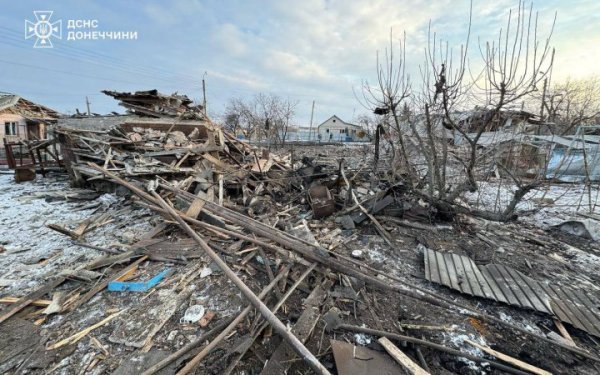 Головне за п’ятницю, 21 лютого: авіаудар по Костянтинівці, 80 боєзіткнень, попередження СБУ
Головне за п’ятницю, 21 лютого: авіаудар по Костянтинівці, 80 боєзіткнень, попередження СБУ