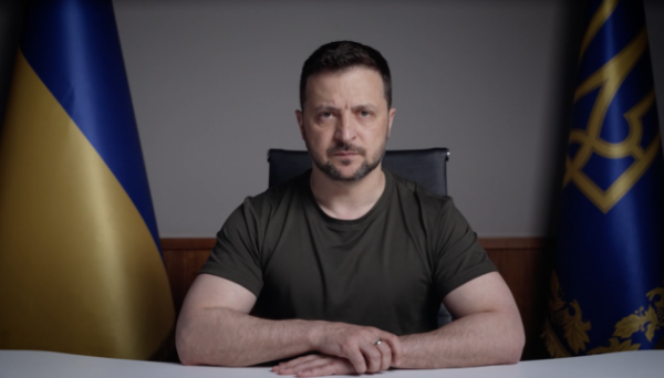 В Україні імпорт значно перевищує експорт, тому інвестиції потрібні не лише у зброю - Президент В Україні імпорт значно перевищує експорт, тому інвестиції потрібні не лише у зброю - Президент