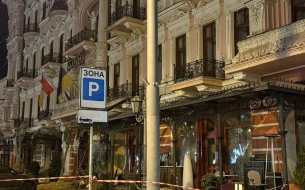 Зеленський: в епіцентрі удару по Одесі знаходились норвезькі дипломатичні представники
Зеленський: в епіцентрі удару по Одесі знаходились норвезькі дипломатичні представники