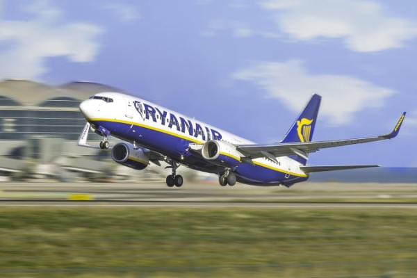Ryanair планирует вернуться в Украину после того, как Трамп пообещал прекратить войну
Ryanair планирует вернуться в Украину после того, как Трамп пообещал прекратить войну