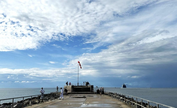 Море, замки та… черевички з цегли: чим цікаве німецьке місто Росток
Море, замки та… черевички з цегли: чим цікаве німецьке місто Росток